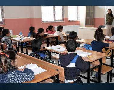 Bitlis’te 419 depremzede öğrenci ders başı yaptı